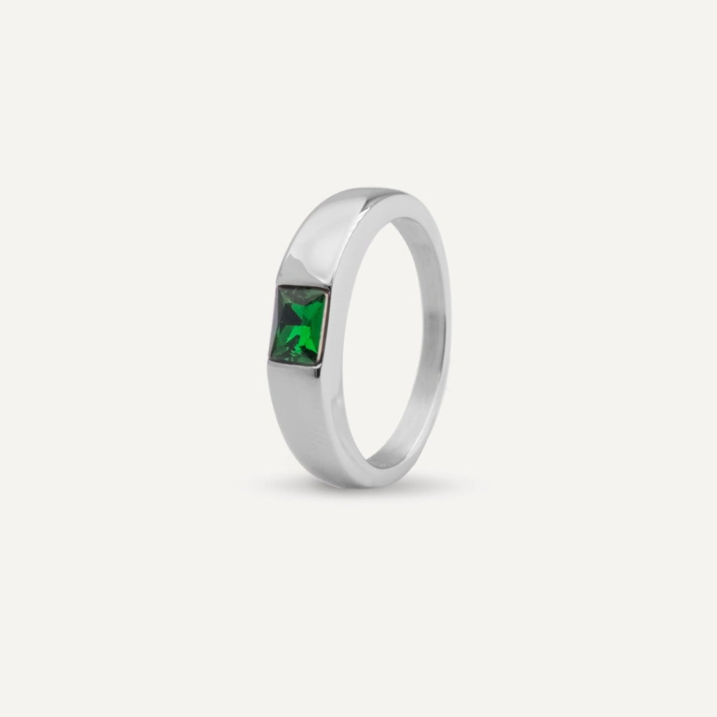 Rush silver ring with a green gemstone men women trendy popular 