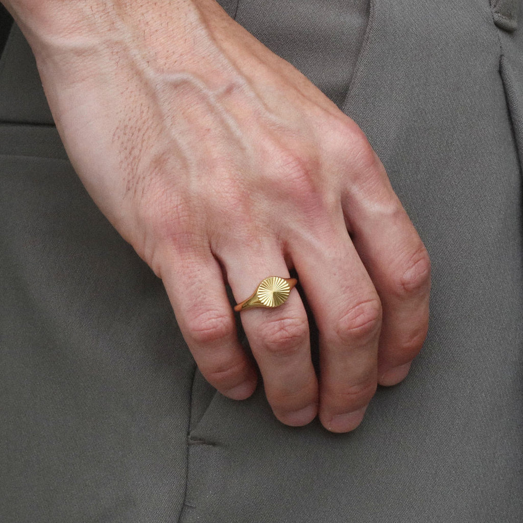 Rush gold ring with sunburst men women trendy popular sleek ring