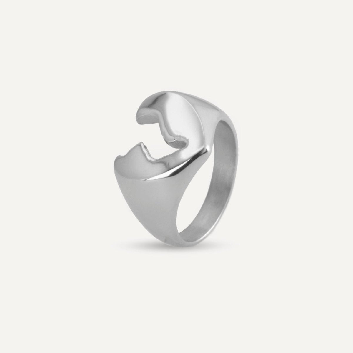 Rush silver ring with a heartbroken design men women trendy popular sleek ring 