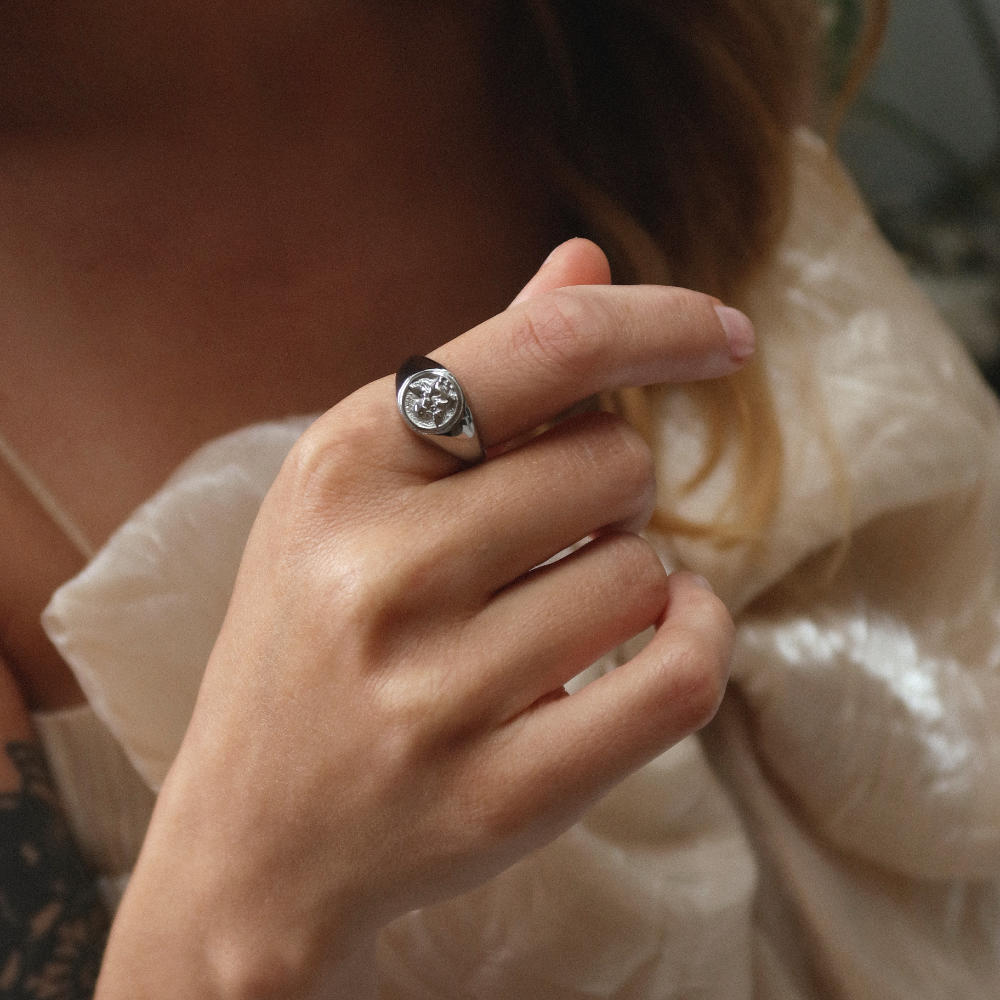 Rush silver ring with an angel design men women trendy cute popular ring 