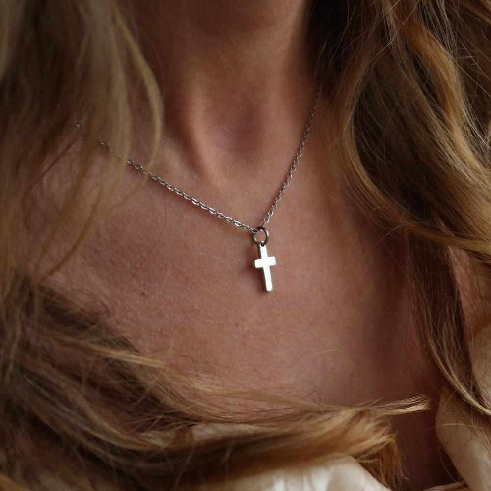 Rush cross silver necklace men women trendy popular 