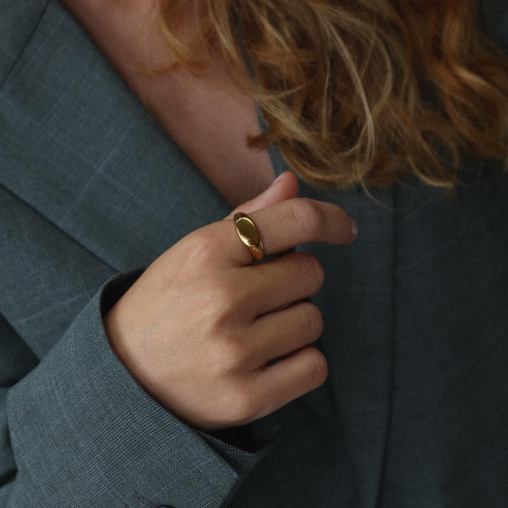 Rush gold ring men women trendy popular sleek ring 