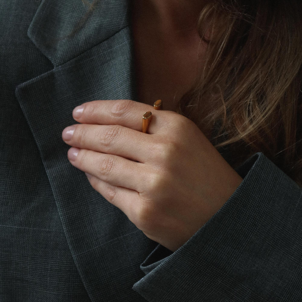 Rush Gold open band ring with polished oval ends men women trendy popular ring 