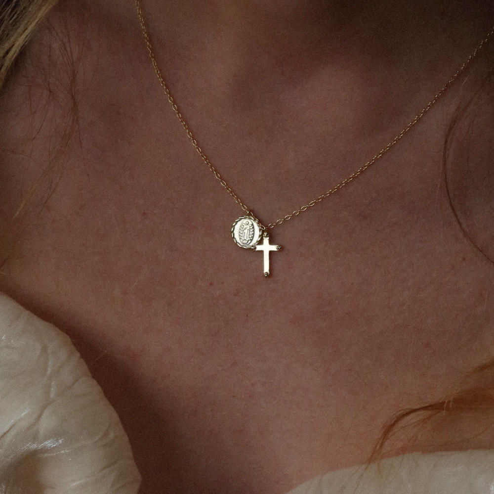 Rush cross necklace with a charm gold men women trendy popular cute delicate 