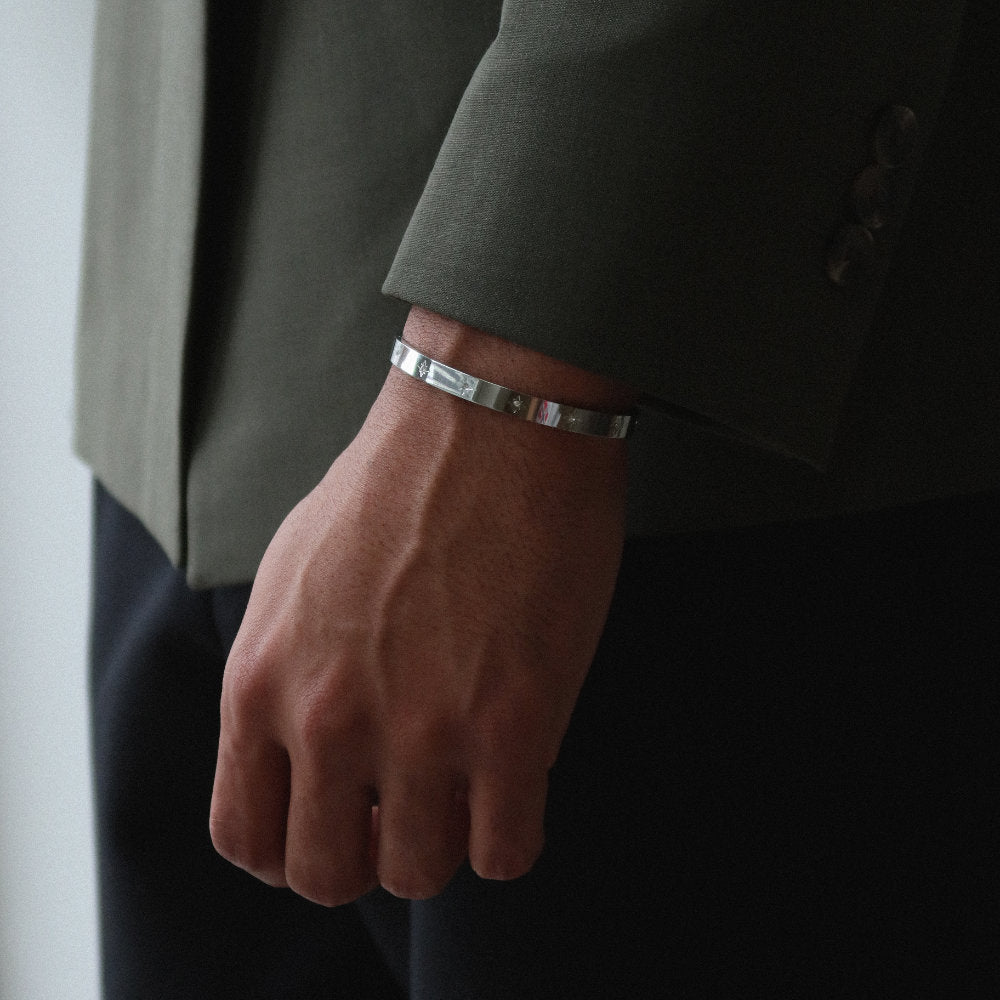 Rush silver cuff trendy popular chic bracelet with stones men women Unisex silver star-engraved cuff bracelet from Rush with a sleek open design and subtle polished surface, perfect for versatile styling.