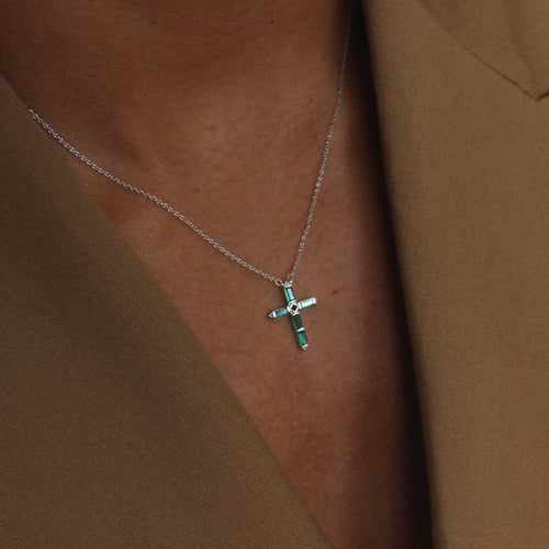 Rush silver green emerald stones men women chic party popular trendy cross necklace Unisex silver cross pendant necklace from Rush featuring baguette-cut green stones in a modern polished setting, designed for statement wear.