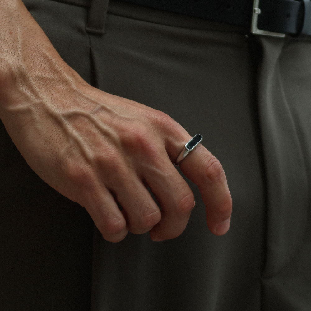 rush silver ring with a black stone men women elegant chic sleek trendy popular ring 