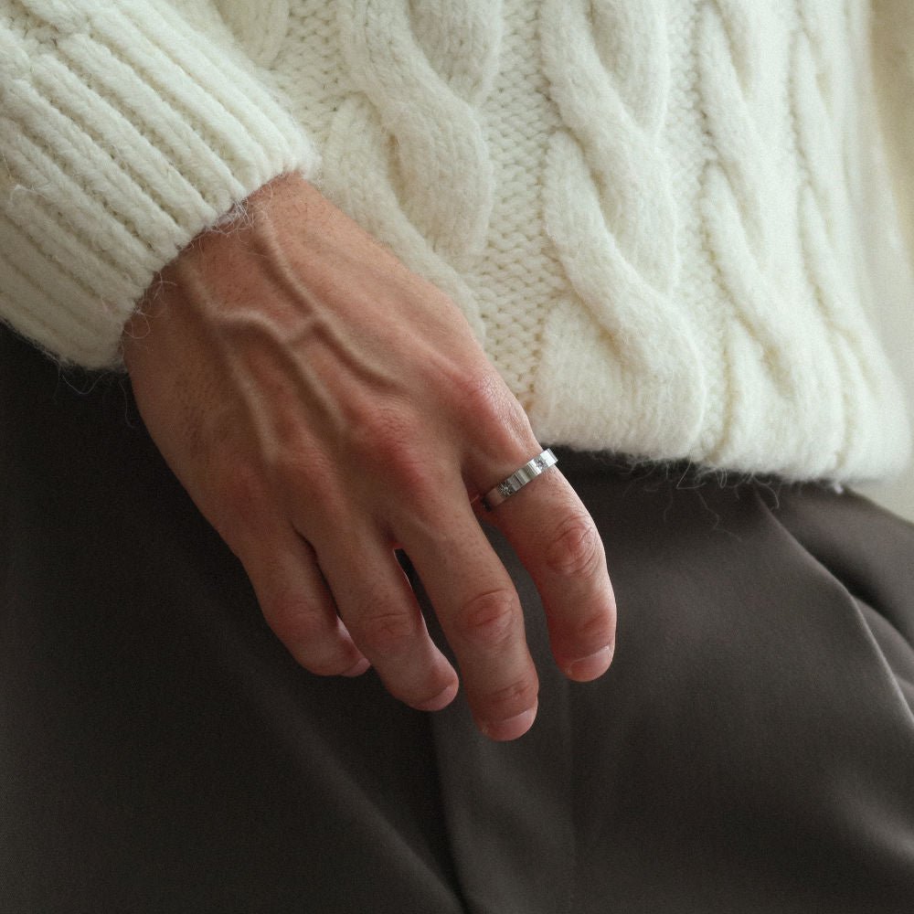 rush silver ring with small stones pattern men women trendy popular cute sleek ring 