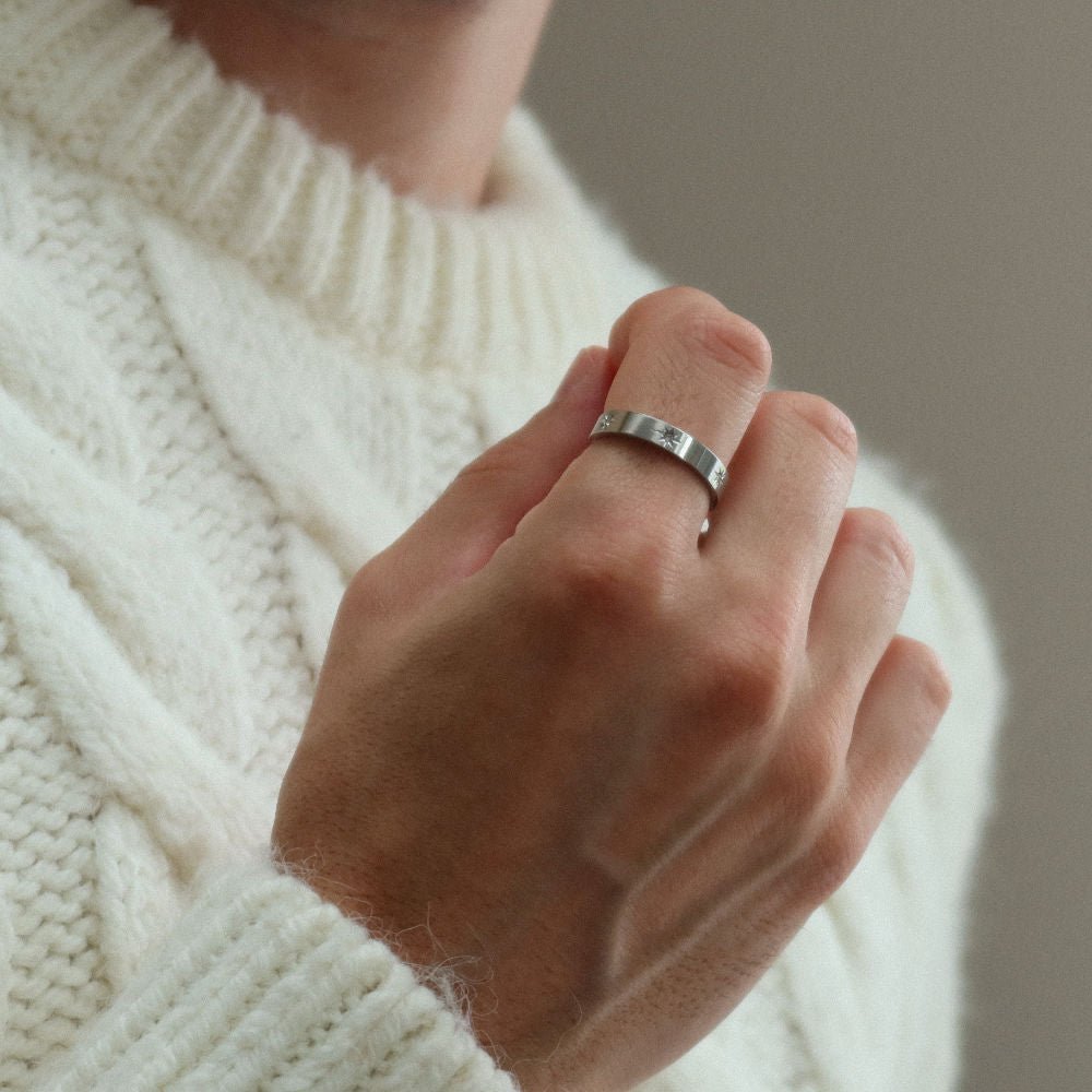 rush silver ring with small stones pattern men women trendy popular cute sleek ring 