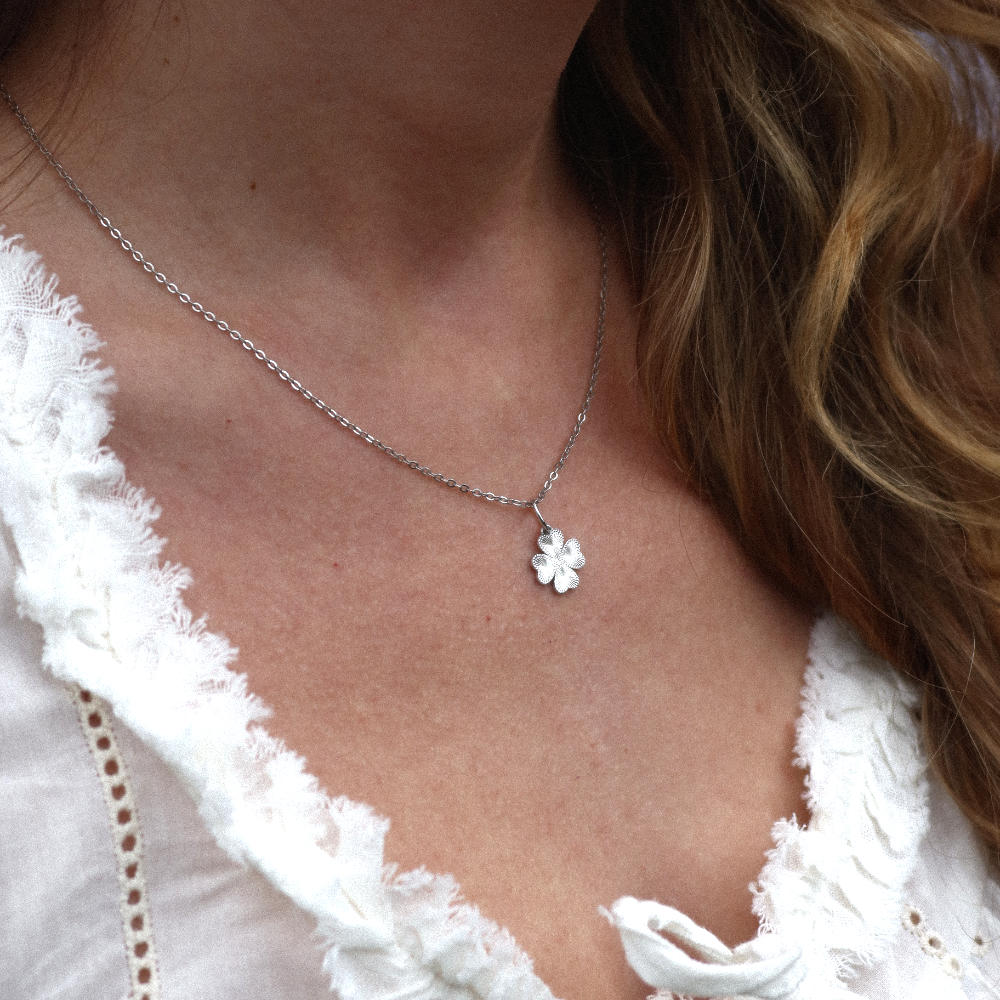 Rush silver pendant clover necklace men women trendy popular cute shiny 