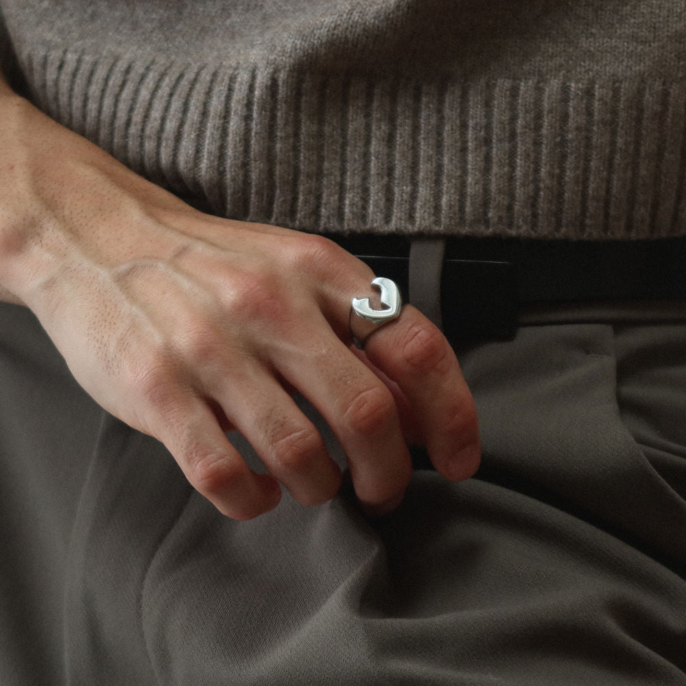 Rush silver ring with a heartbroken design men women trendy popular sleek ring 