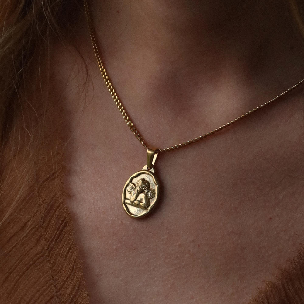 Rush gold angel pendant necklace gold trendy popular cute 