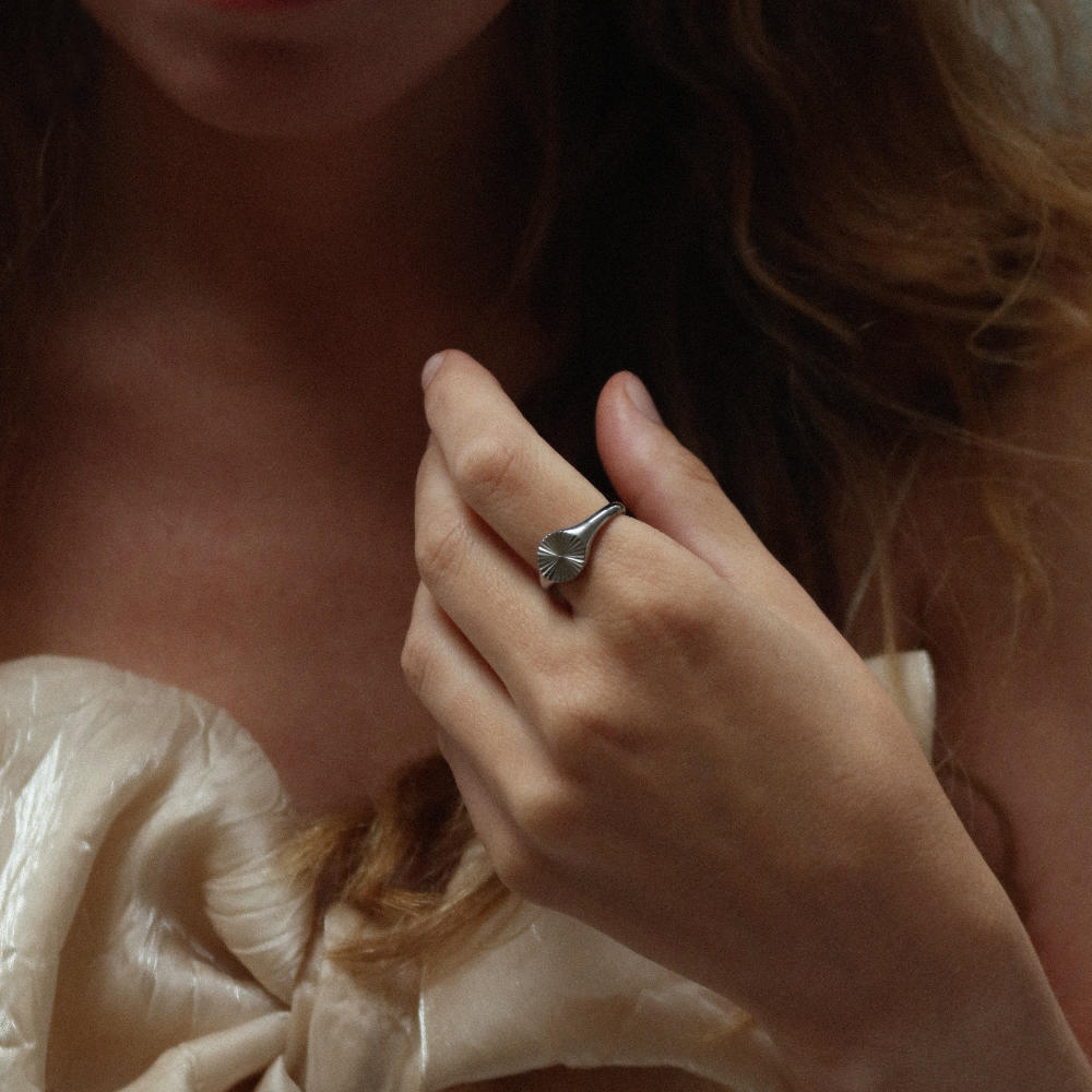 Rush silver ring with sunburst men women trendy popular sleek ring