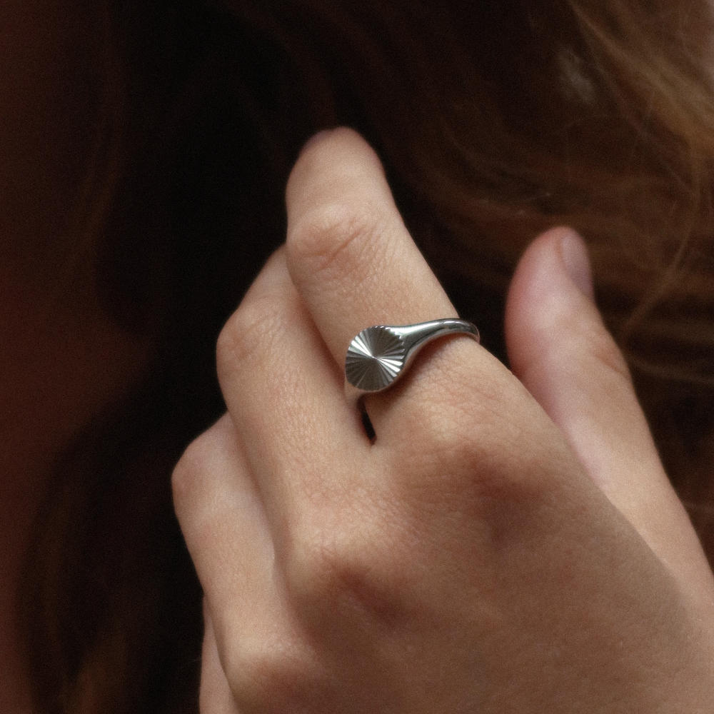 Rush silver ring with sunburst men women trendy popular sleek ring